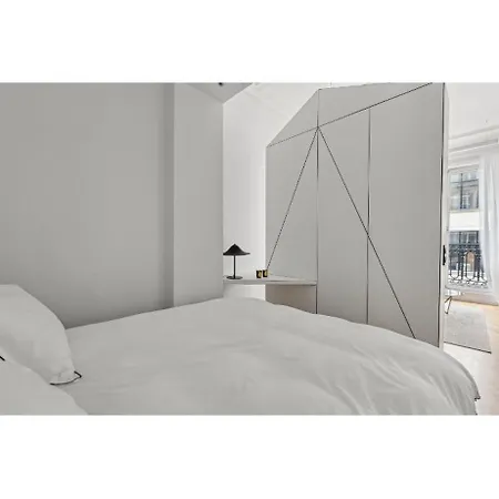 Design Au Coeur De Lägenhet Paris