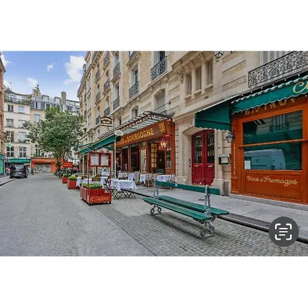 Design Au Coeur De Lägenhet *